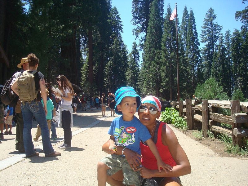 2015 Sequoia National Park w Reyes 055