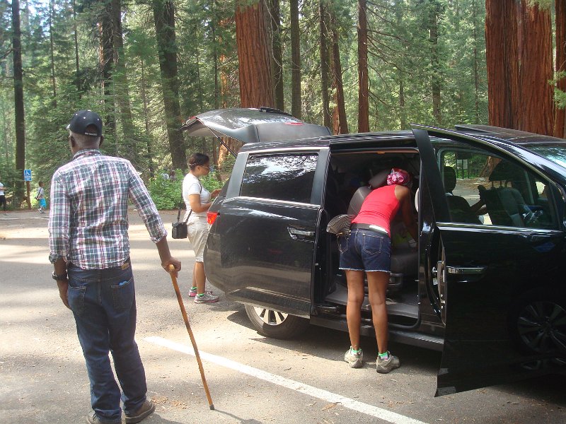 2015 Sequoia National Park w Reyes 095