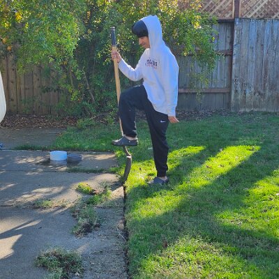 2025-fixing_backyard_grass-11_22-12_28-06